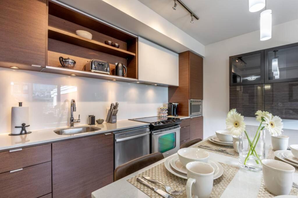 Clean 3Rd Floor Executive 1 Bedroom Apt In Old Town China Town Victoria Buitenkant foto