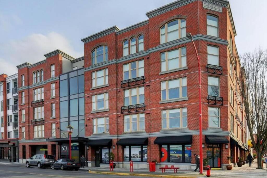 Clean 3Rd Floor Executive 1 Bedroom Apt In Old Town China Town Victoria Buitenkant foto