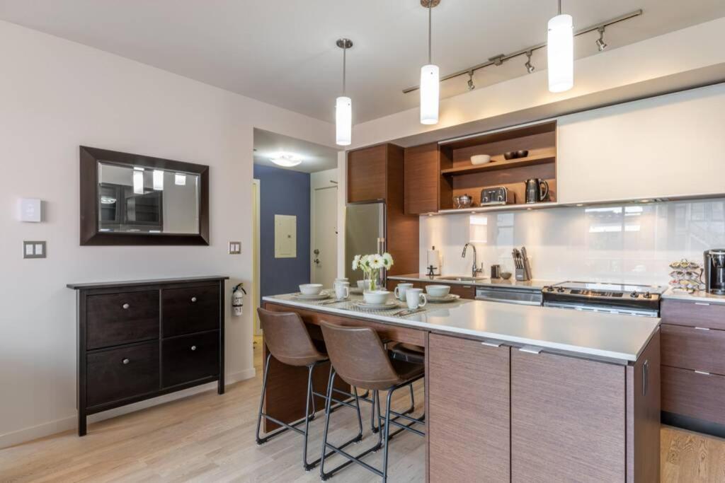 Clean 3Rd Floor Executive 1 Bedroom Apt In Old Town China Town Victoria Buitenkant foto